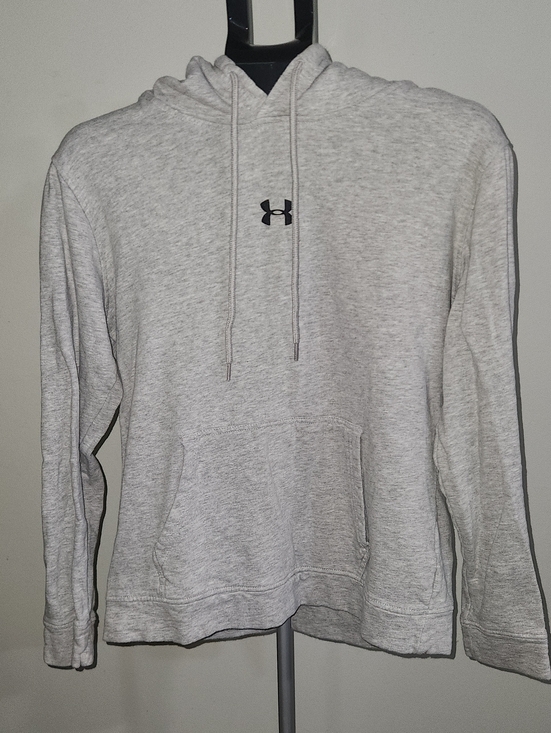 Under Armour Tops - Under Armour Women's Heather Gray Pullover Hoodie. Size Medium.